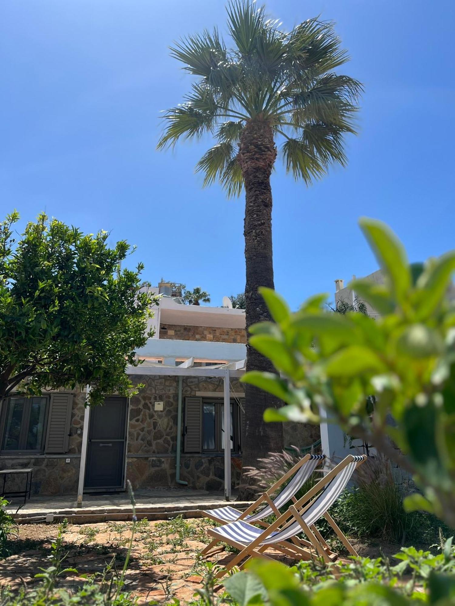 Gioma Garden Villas 伊斯特隆 外观 照片
