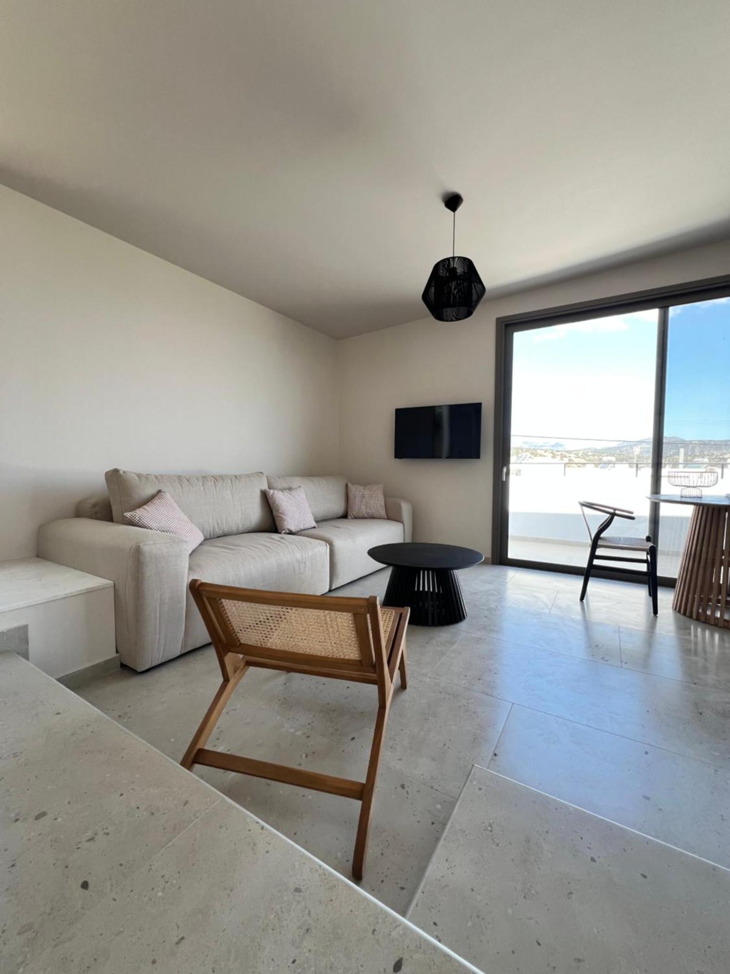 Gioma Garden Villas 伊斯特隆 外观 照片