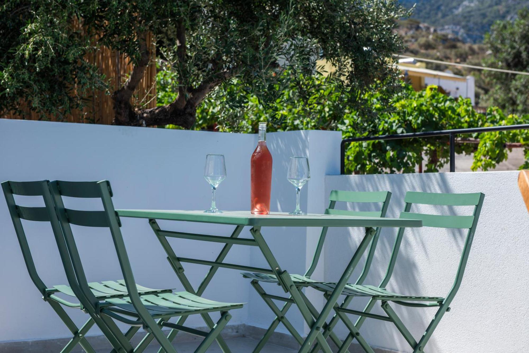 Gioma Garden Villas 伊斯特隆 外观 照片